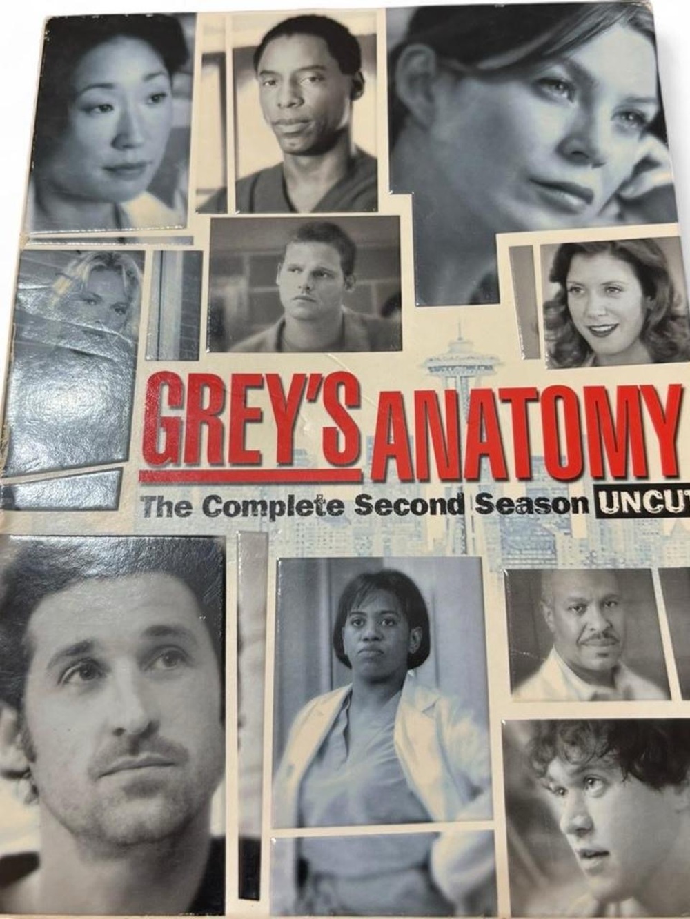 Grey's Anatomy The Complete Second Season DVD Box Set - Red & White Cover